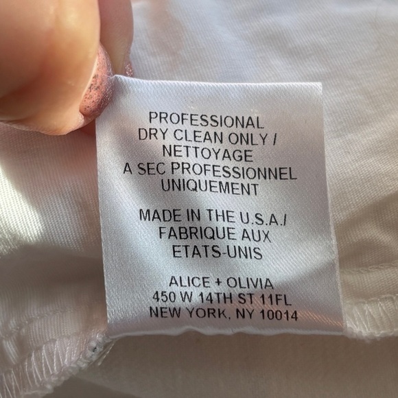 Alice + Olivia Striped Mid-Rise Cuffed Shorts Woman’s Size 12 - Picture 5 of 10